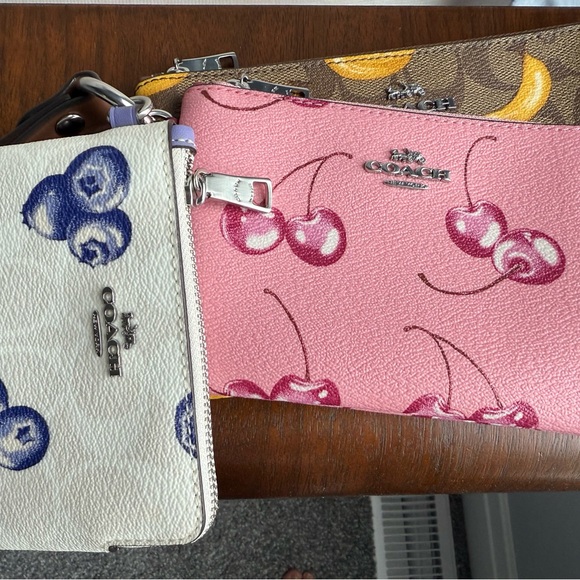 NWT Coach Corner Zip Trio with Fruit Print - Picture 2 of 8